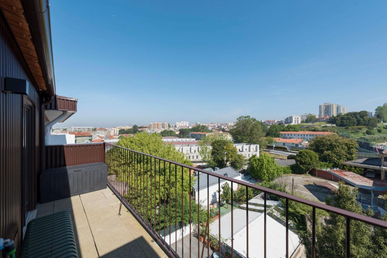 Boavista Penthouse W/ 2 Balconies & Ac By Lovelystay OOporto Exterior foto